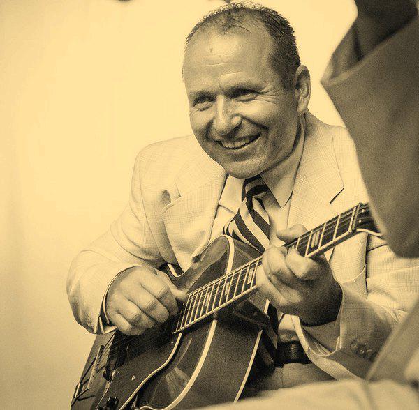 Petr Tichý